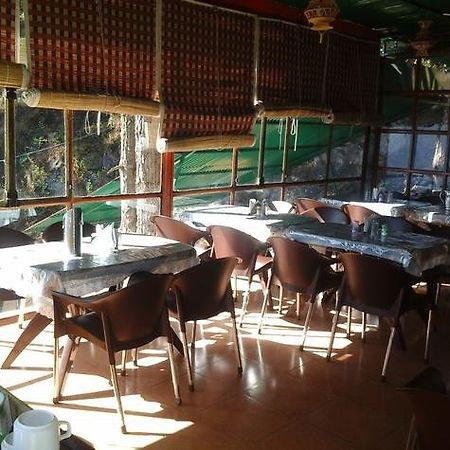 Bright Sunny Pines Hotel & Resort Лансдаун Экстерьер фото
